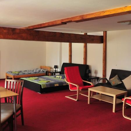 Hostel Alia Πράγα Εξωτερικό φωτογραφία