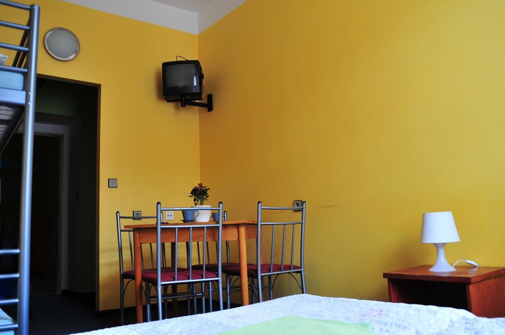 Hostel Alia Πράγα Εξωτερικό φωτογραφία