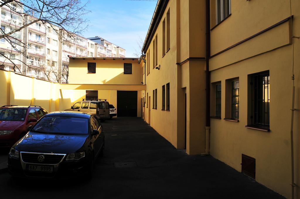 Hostel Alia Πράγα Εξωτερικό φωτογραφία